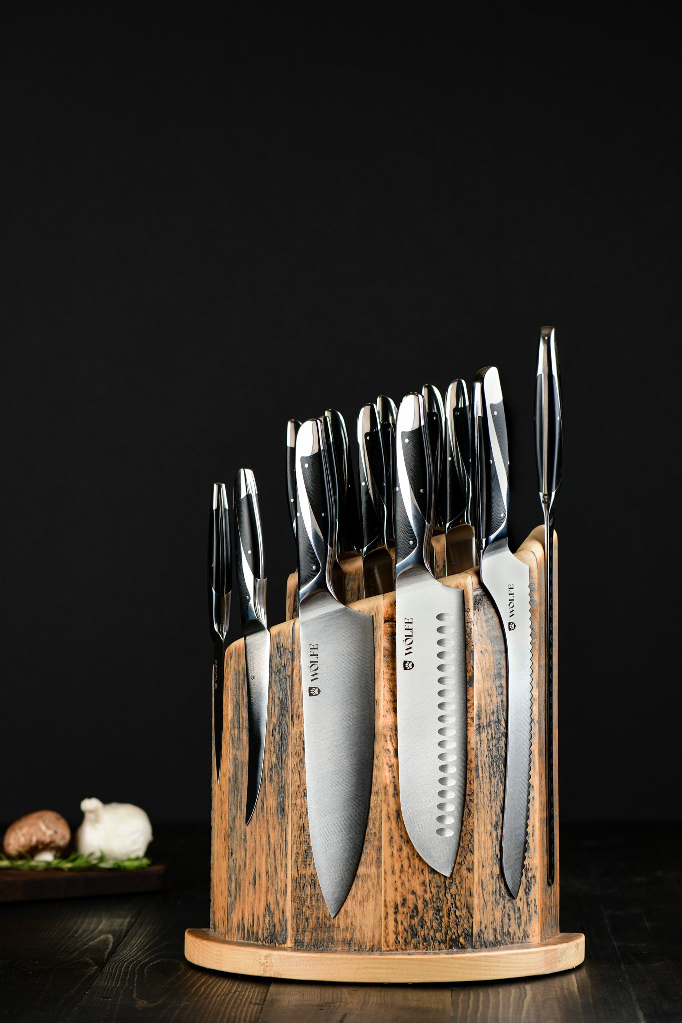 Wölfe 7-Piece Cutlery Set with Magnetic Block
